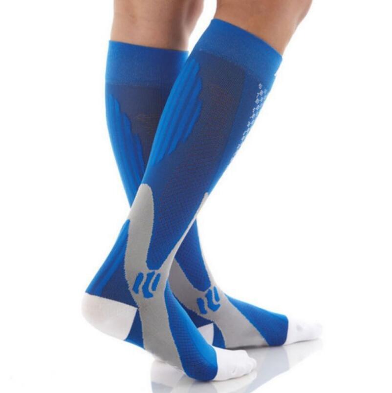Compression Socks for Men & Women – Best Graduated Athletic Fit for Running, Flight, Travel, Circulation & Recovery