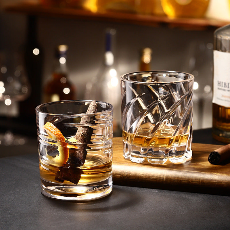 Creative Gyro Whiskey Glass – Unique Rotating Wine Tumbler, Personality Crystal Glass for Whiskey, Scotch & Bourbon